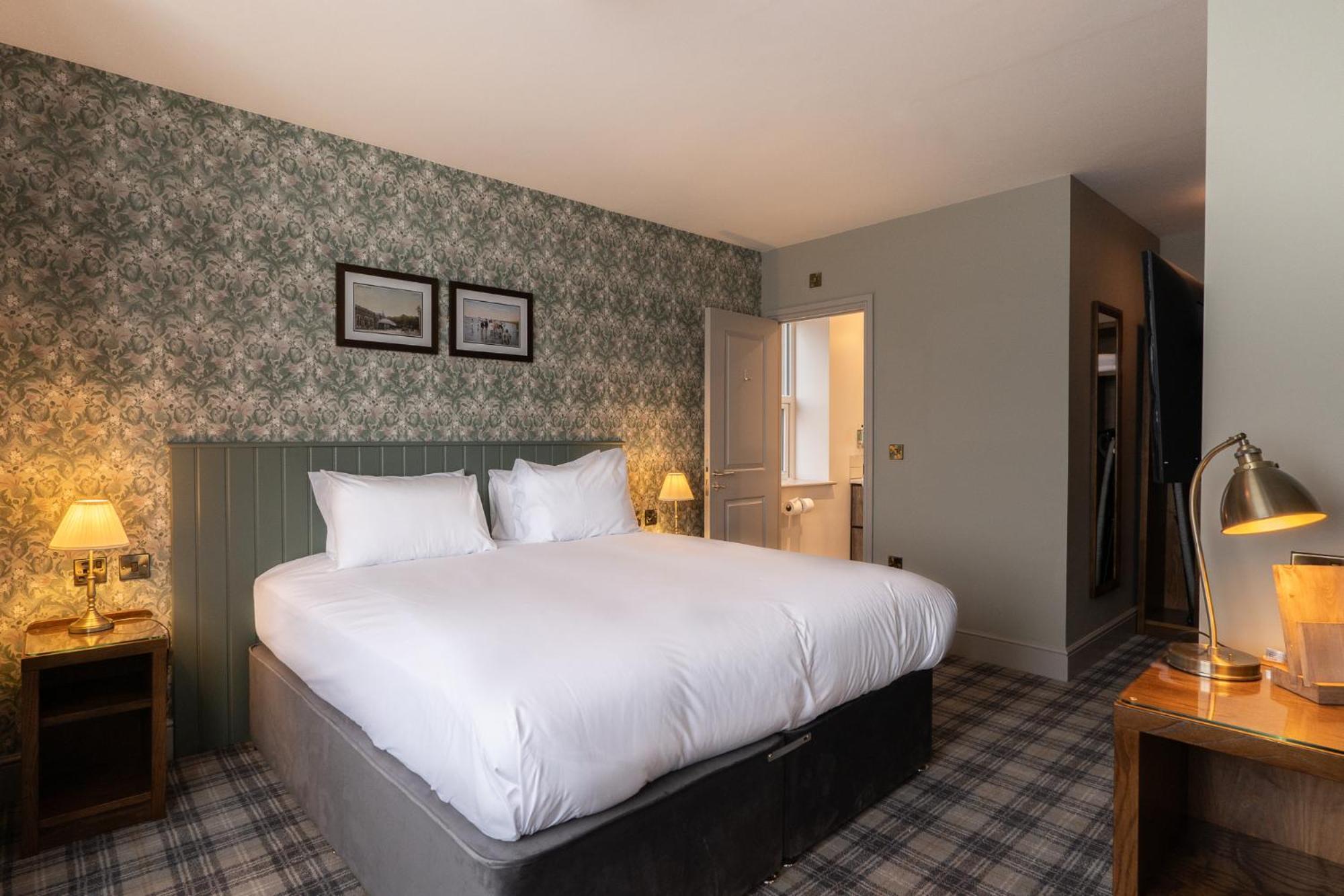 Offshore - The Inn Collection Group Lytham St Annes Buitenkant foto