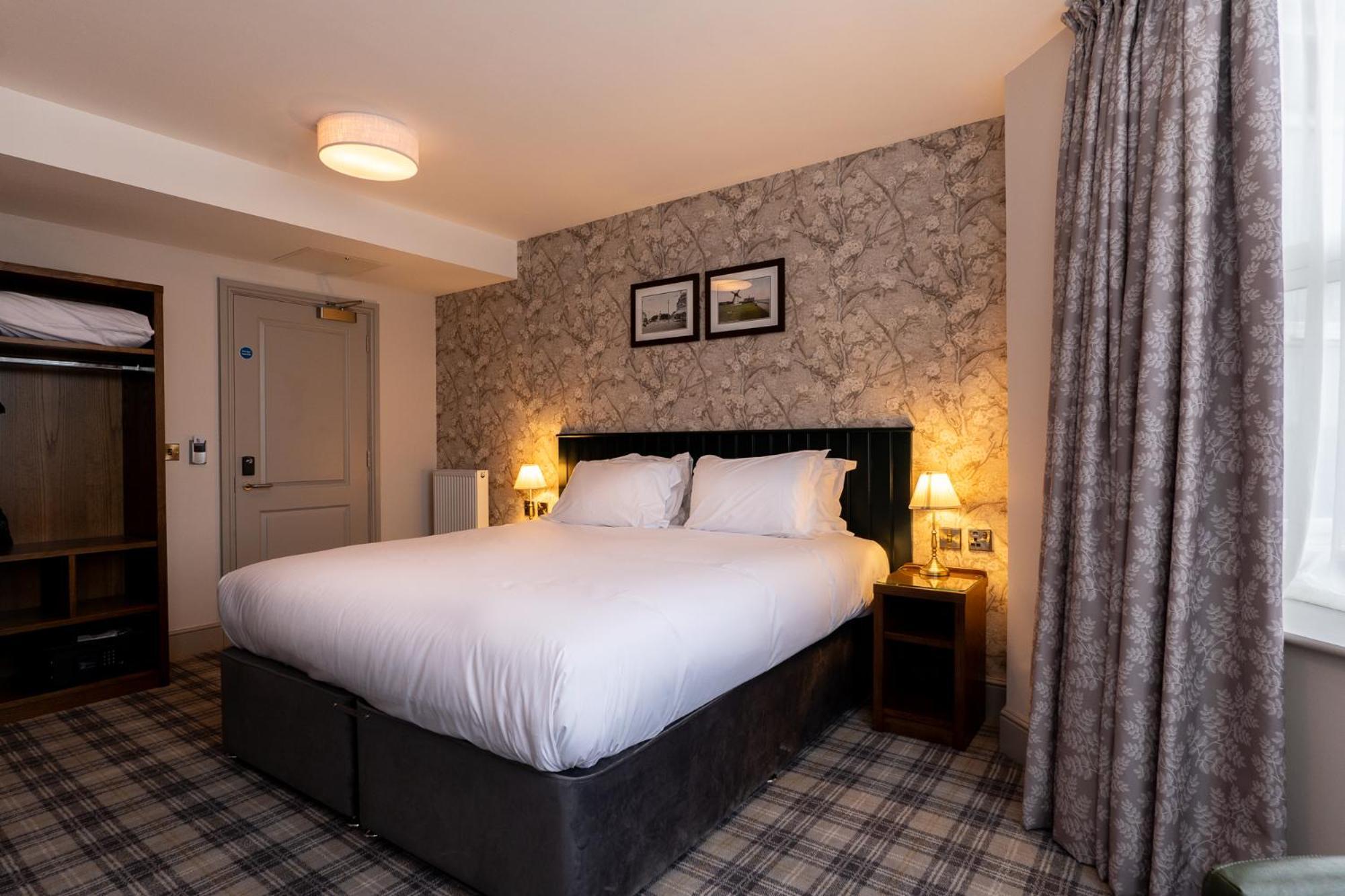 Offshore - The Inn Collection Group Lytham St Annes Buitenkant foto